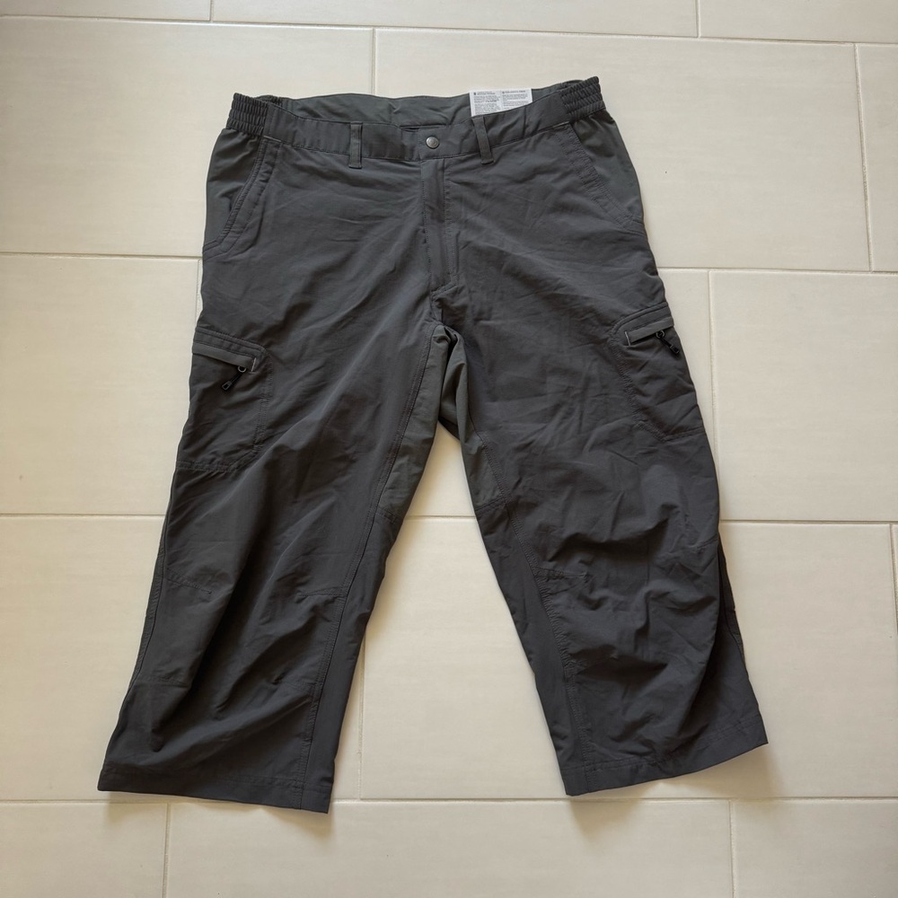 NWT Patagonia M's Nomader Messenger Short 36"